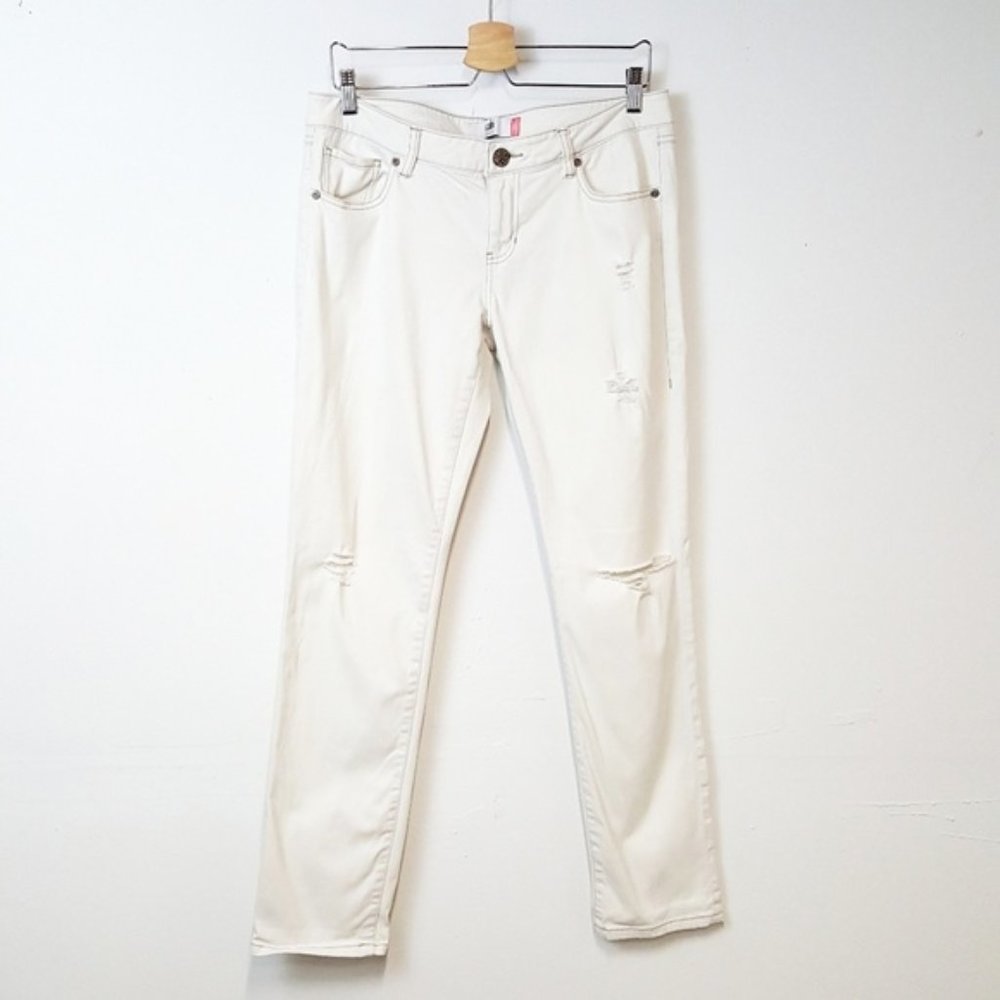 CAbi Destructed Slim Boyfriend Jeans Size 8 5089
